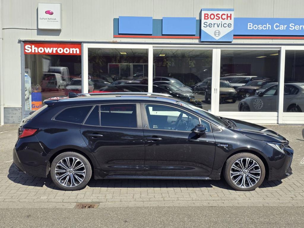 Toyota Corolla Touring Sports 2.0 hybrid dynamic