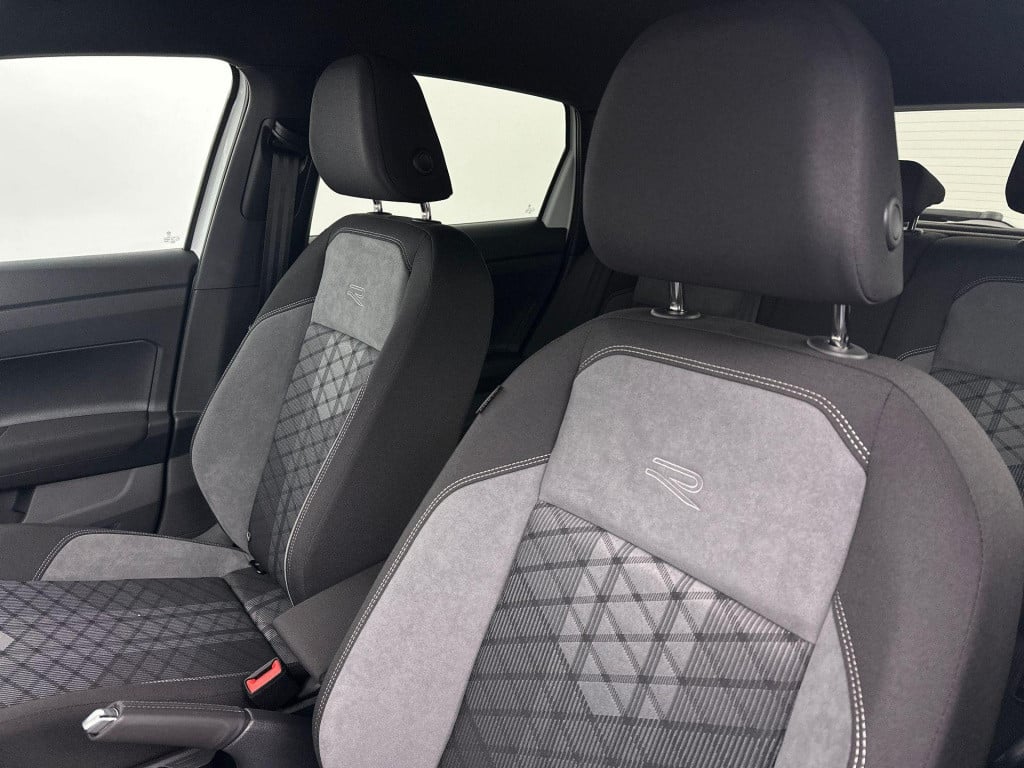 Volkswagen Polo r-line-edition 1.0 70 kw / 95 pk tsi hatchback 5 v