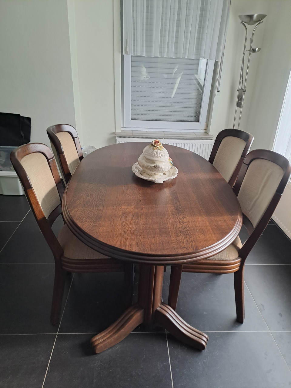 Massief eiken houten eethoek + 4 stoelen