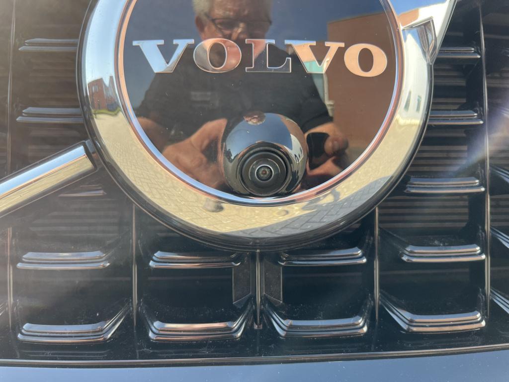 Volvo XC60 2.0 t6 plug-in hybrid awd r-design