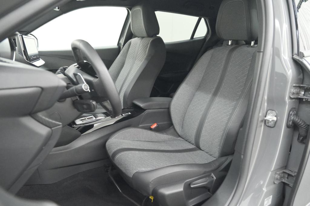 Peugeot 2008 puretech 130 eat8 allure | 360 camera | adaptieve cruise contr