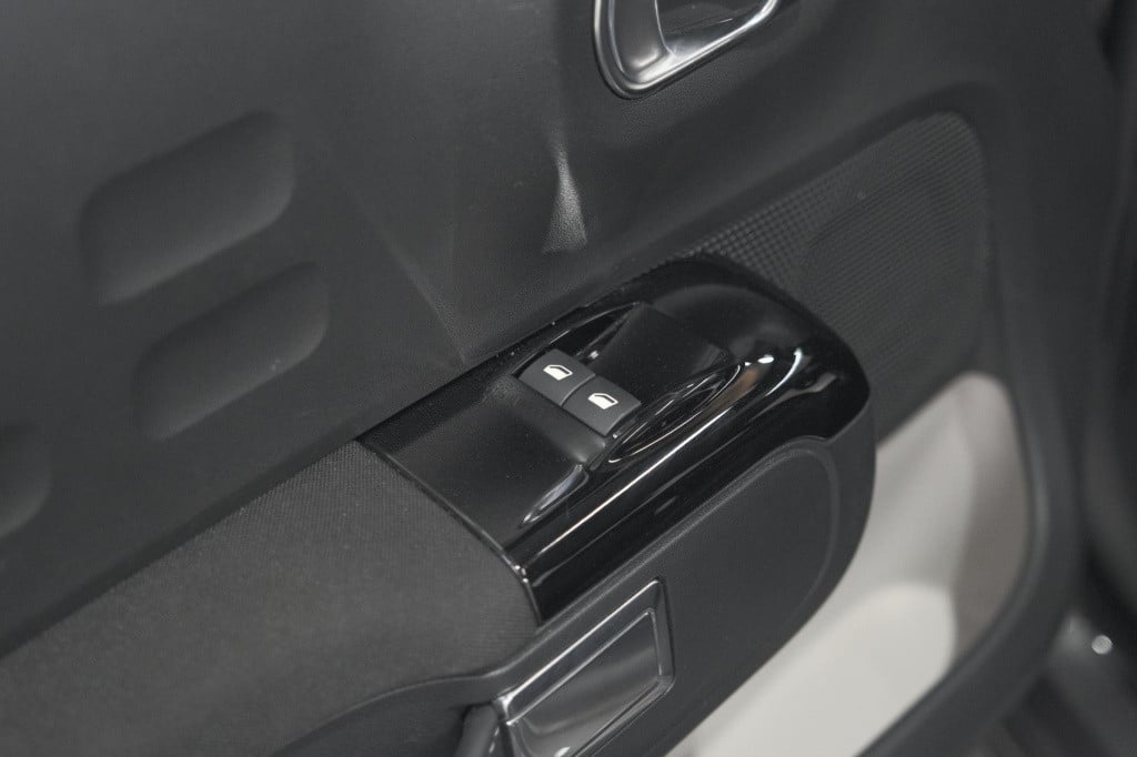 Citroen C3 puretech 110 eat6 max | apple carplay | parkeersensoren | climat