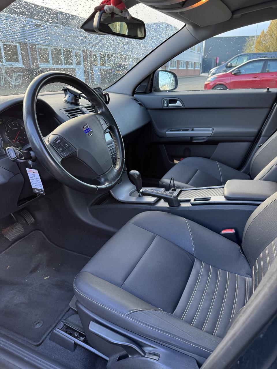 Mooie en goede Volvo S40 2.4i