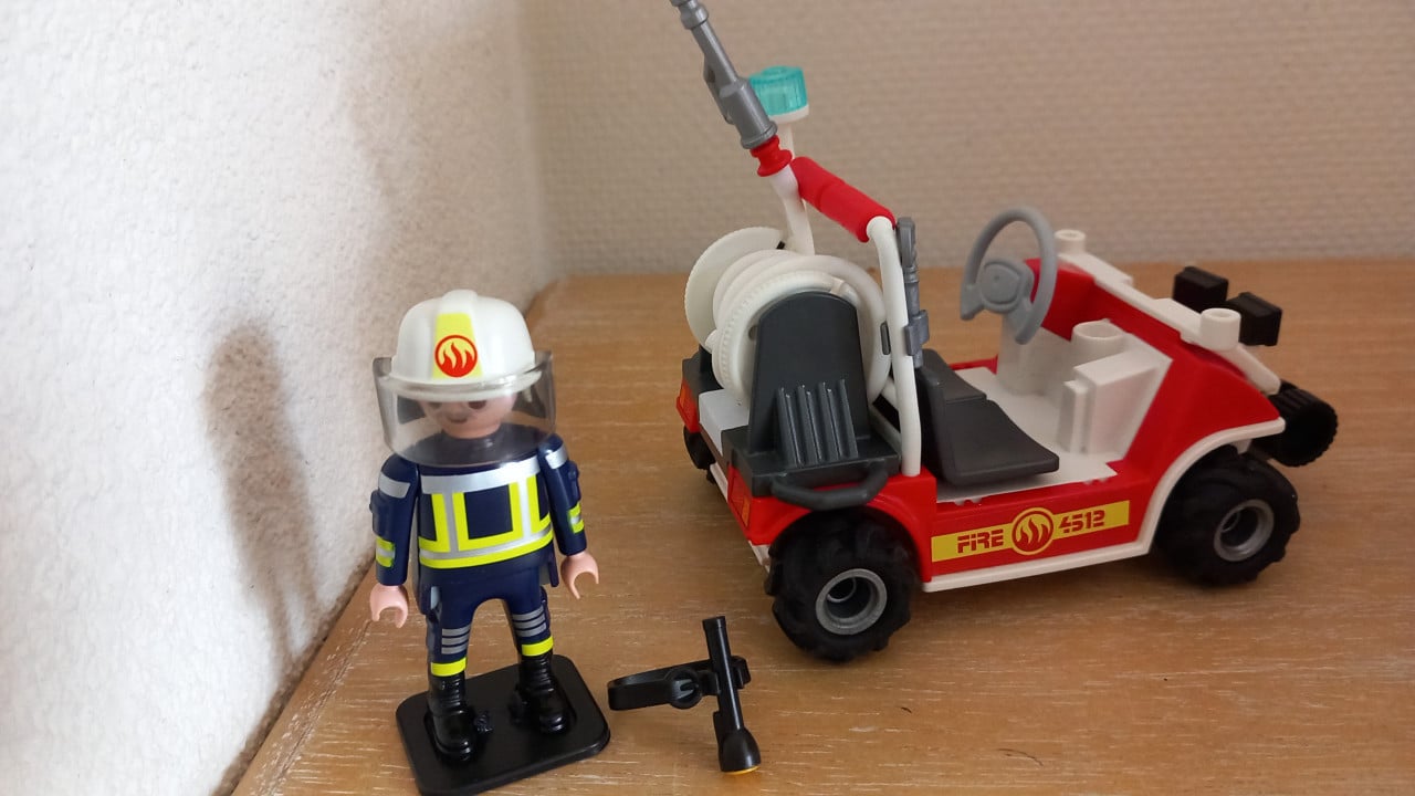 Playmobil brandweerkazerne met auto's en uitbreiding