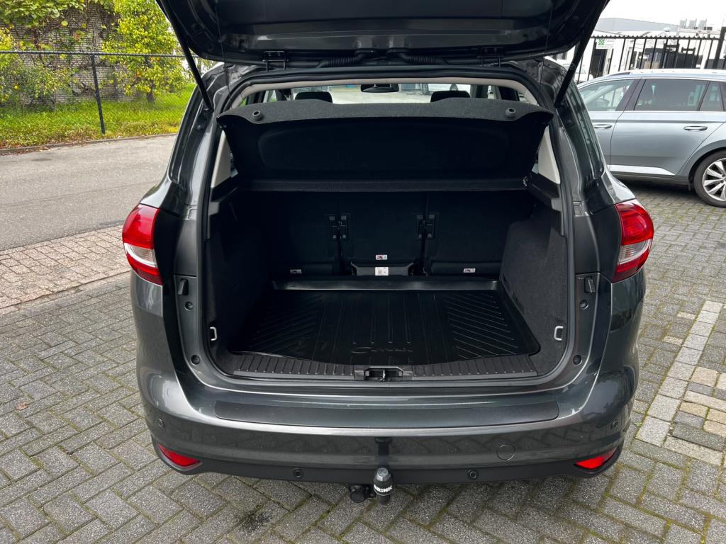 Ford C-max 1.0 titanium