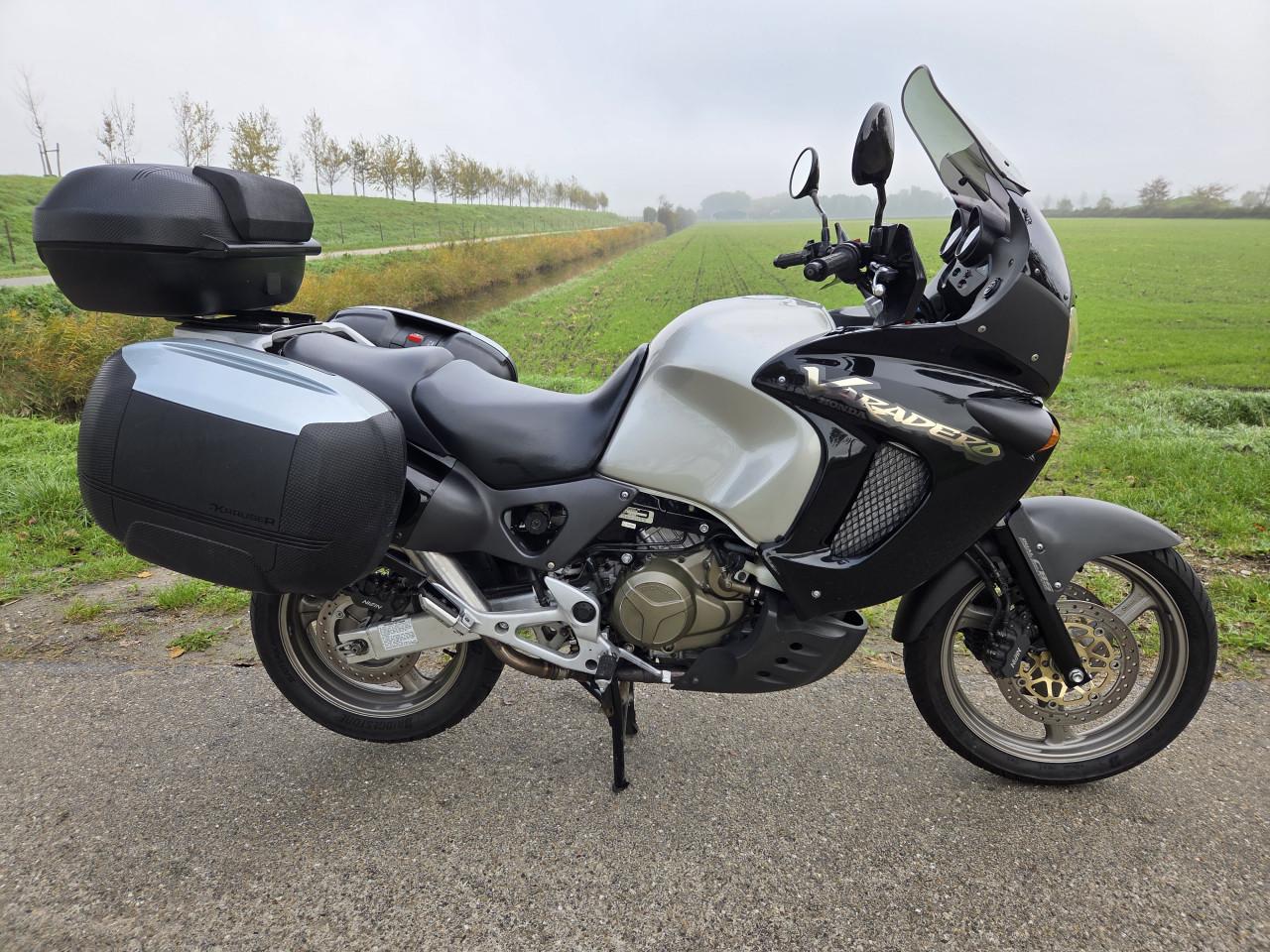 Honda Varadero XL1000V incl kofferset (inruil mogelijk)