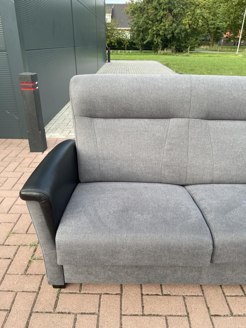 GRATIS LEVERING HEEL NL Antraciet Stoffen Bankstel 3+2,5Zits