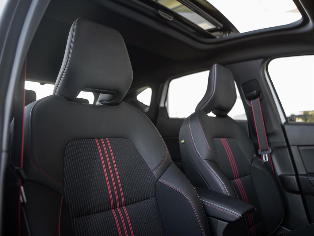 Renault Captur tce 160pk r.s. line automaat