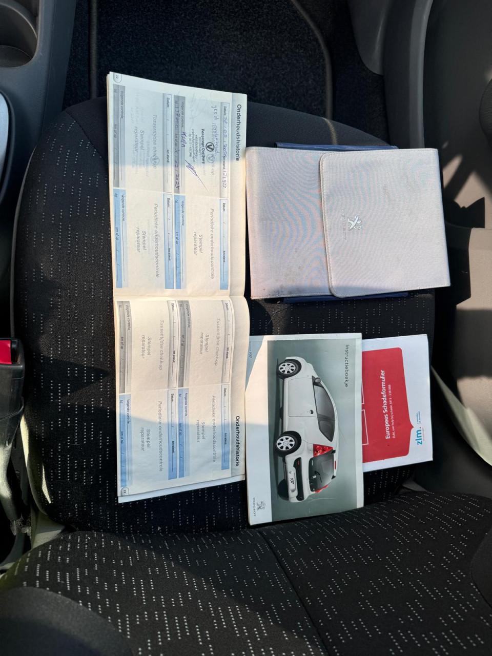 Peugeot 107 AUTOMAAT