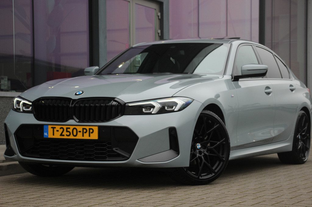 BMW 3-serie 320i m-sport | schuifdak | 20'' styling 795m | el trekhaak