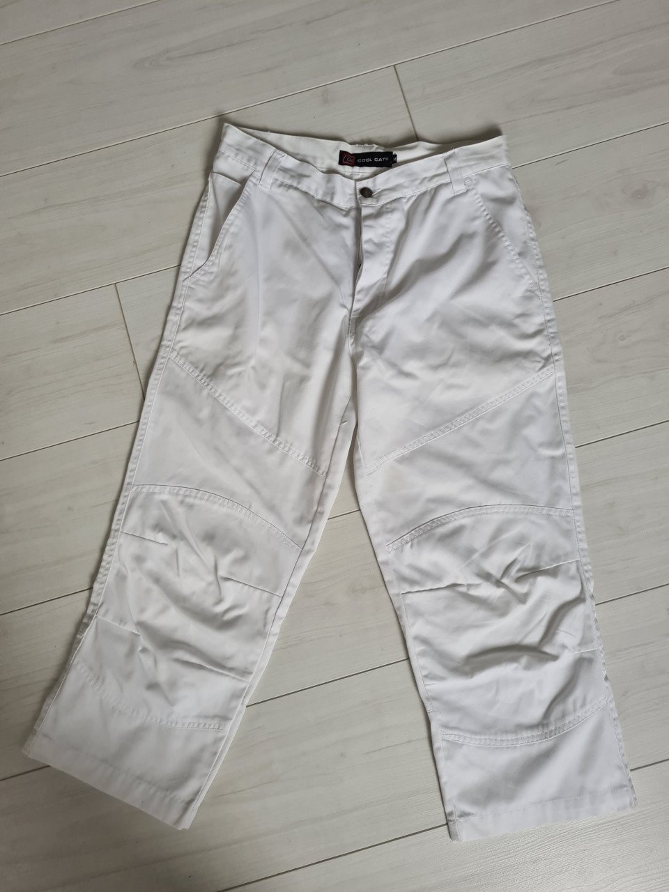 Witte 7/8 spijkerbroek van Coolcat Sluit dmv knopen  Maat M