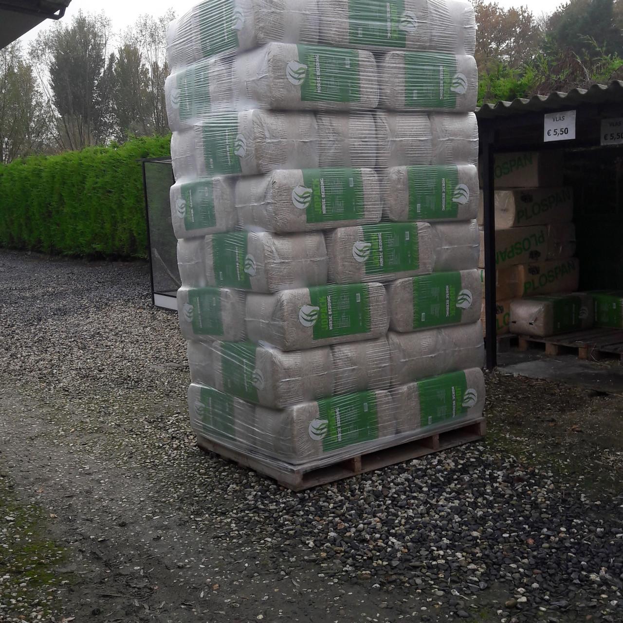 Vlas, houtvezel, stro en olifantengras