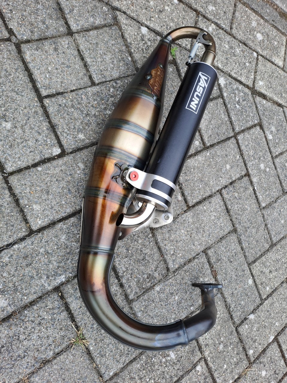 Te koop yasuni r uitlaat voor peugeot vivacity