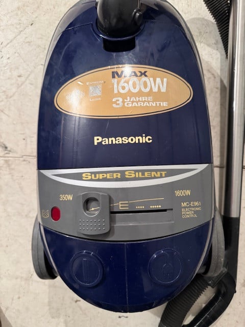 Panasonic stofzuiger 1600 watt.