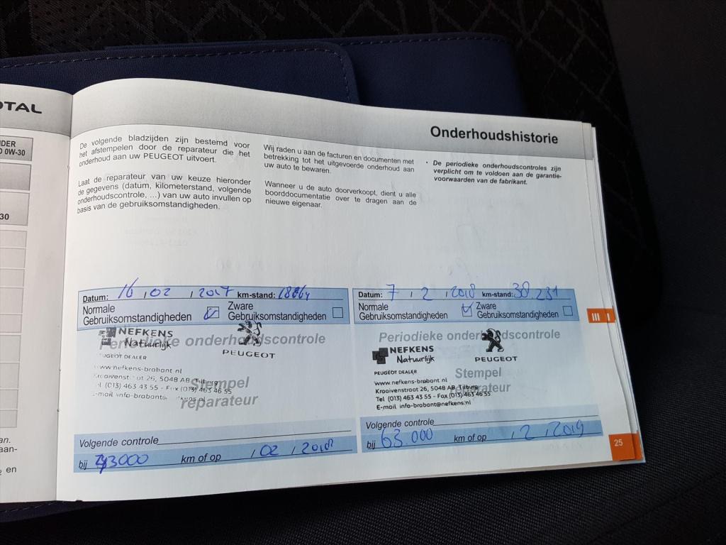 Peugeot 3008 style 1.2pt-130pk trekhaak | navigatie | cruise & climate cont