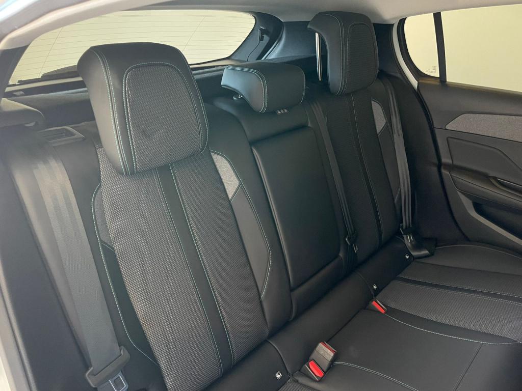 Peugeot 308 1.6 hybrid 180 allure pack business