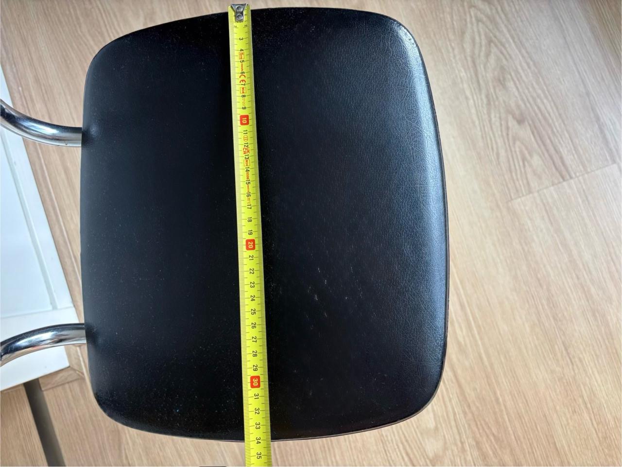 Vintage bureau Formica, met stoel