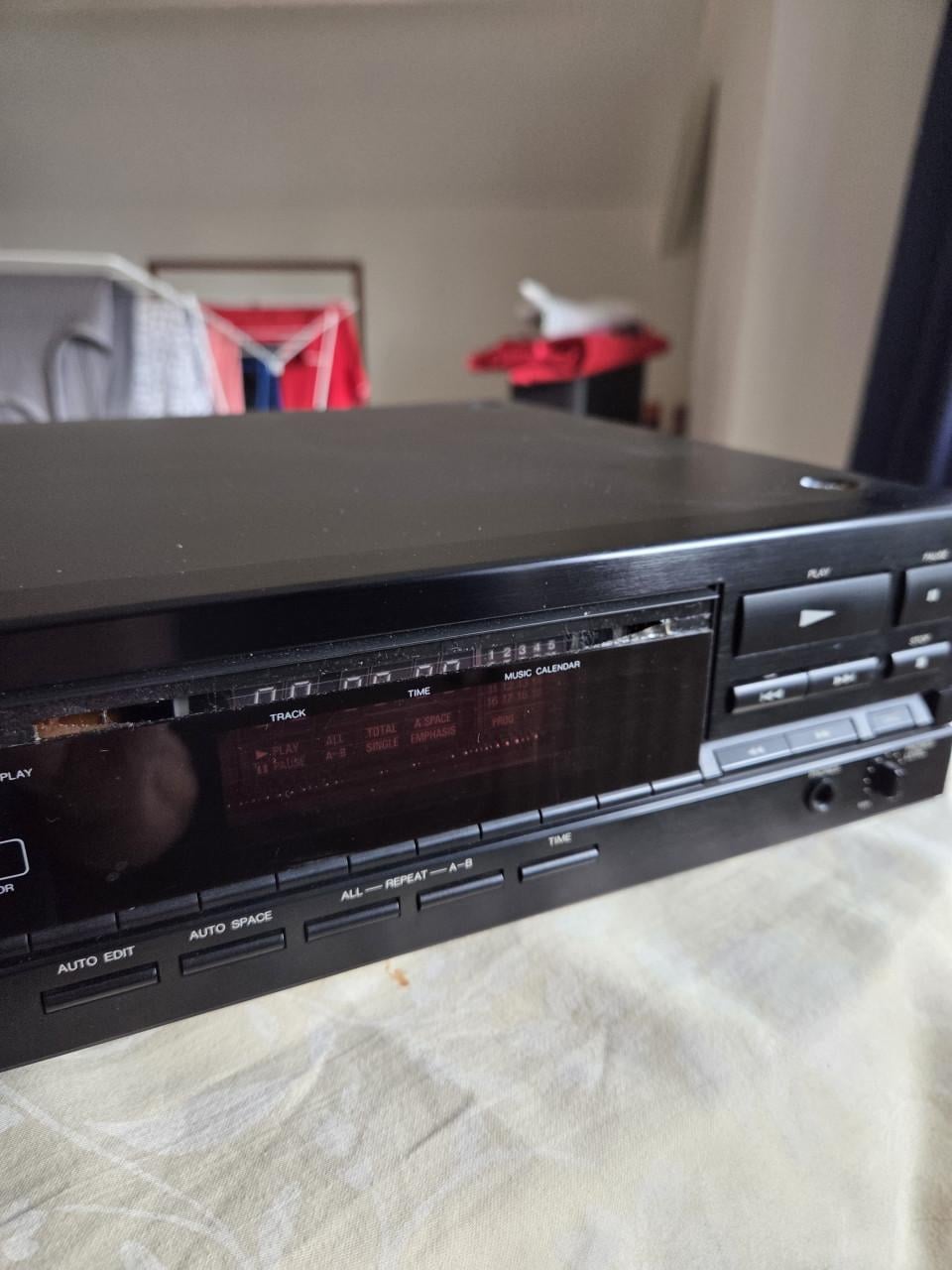 GERESERVEERD   Denon CD Speler+ Cassettedeck