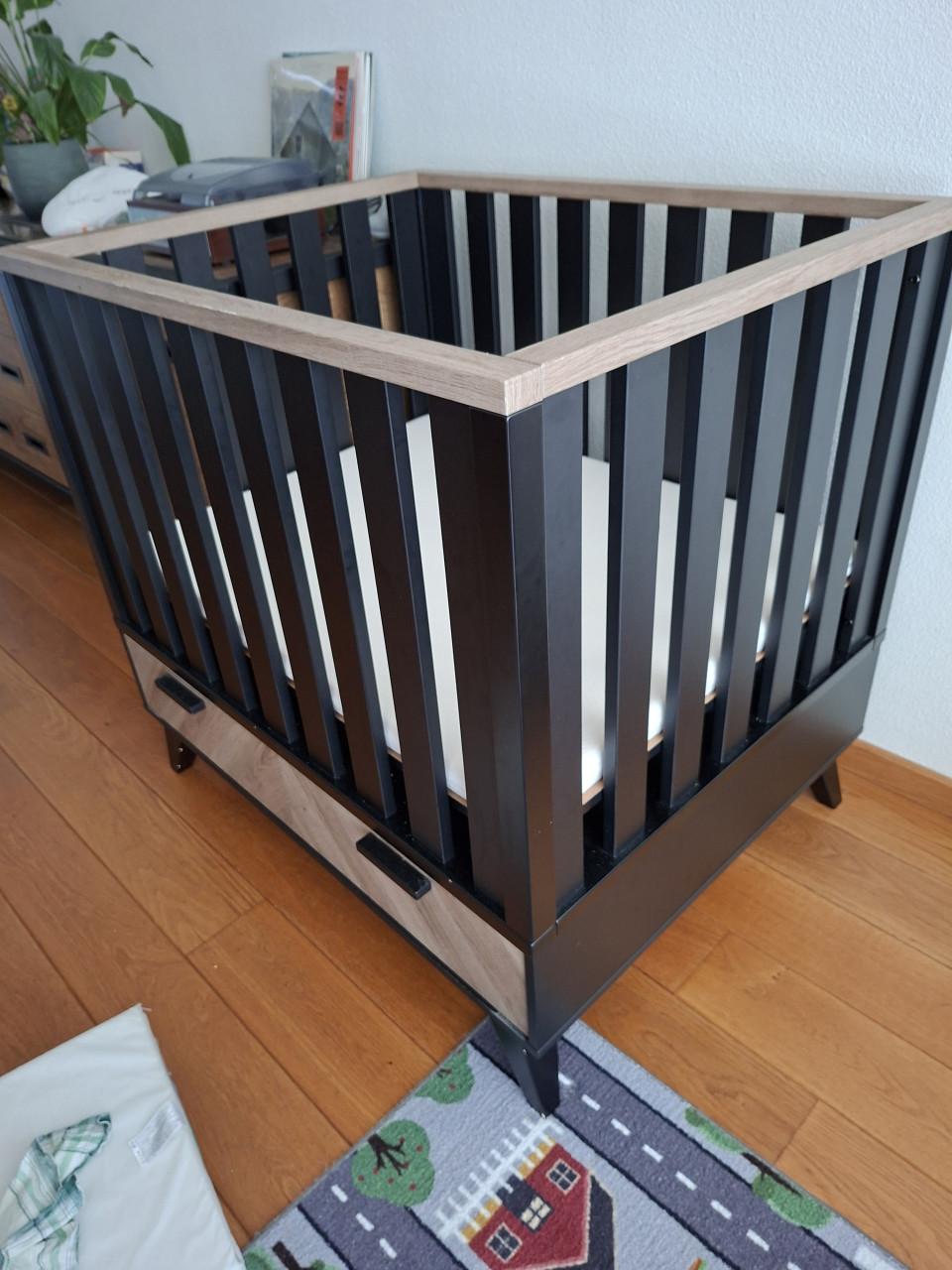 Interbaby Box Met Lade Lancaster Zwart / Visgraatmotief