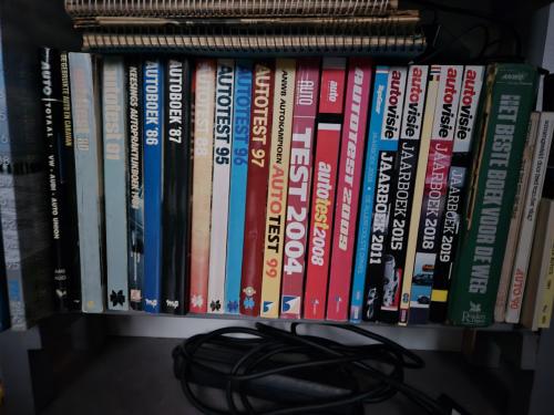 Auto boeken/bladen