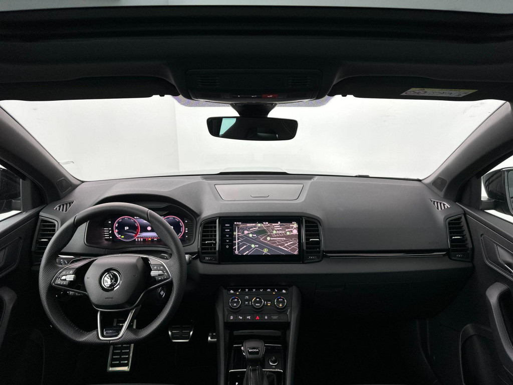Skoda Karoq 1.5 tsi act sportline business panoramadak - trekhaak