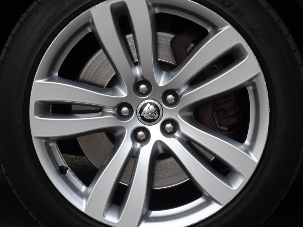 Jaguar Xj 3.0 v6d luxury | dubbel pano | 19"