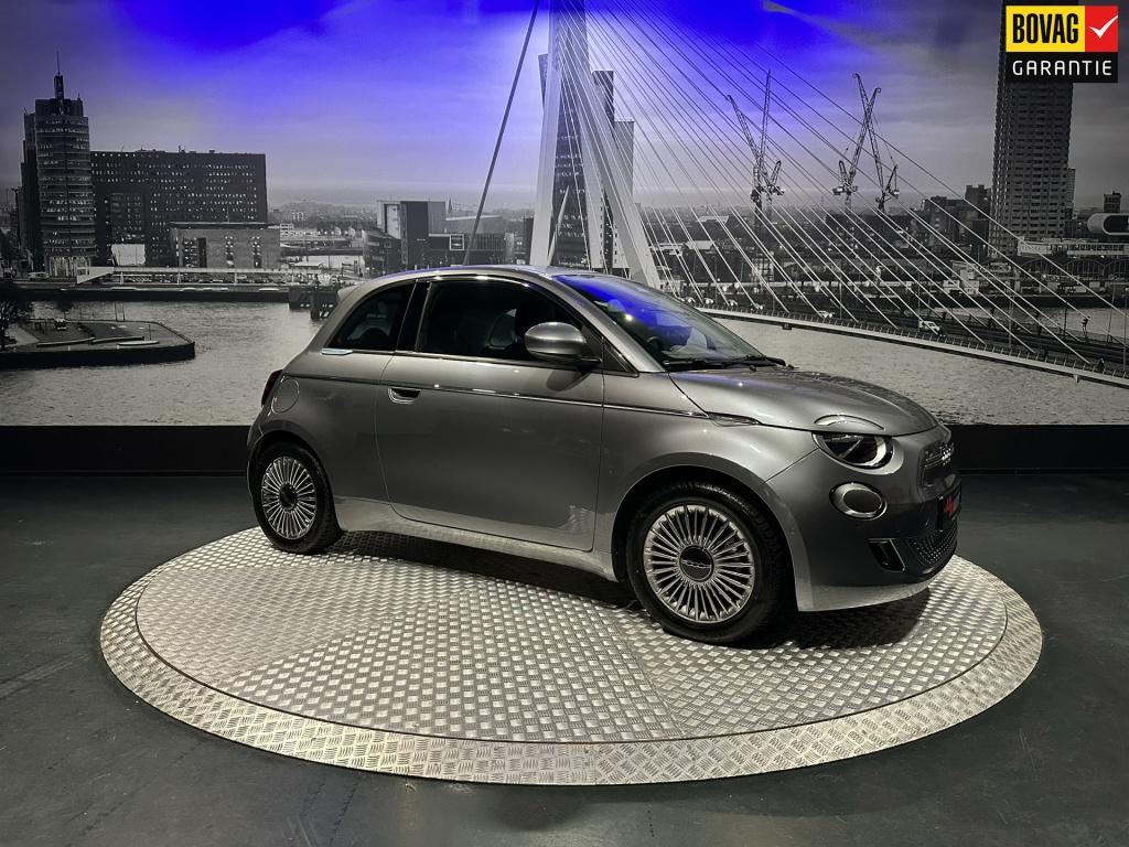 Fiat 500 icon 42 kwh *carplay*camera*