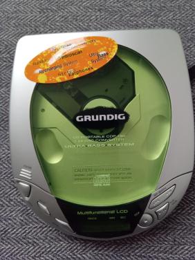 Retro diskman Grundig