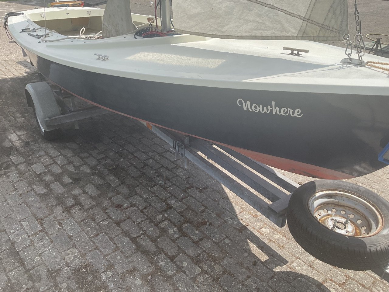 Te koop degelijke zeilboot, type volksboot 600