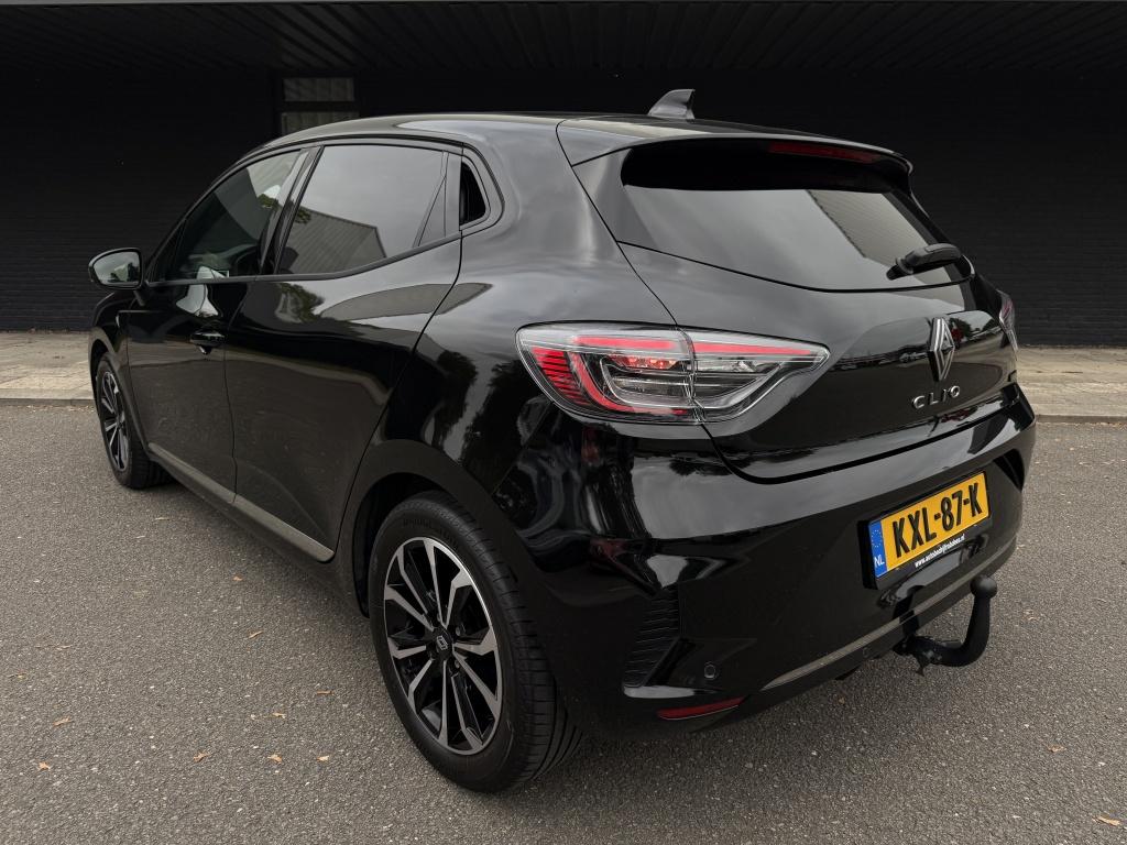 Renault Clio 1.6 e-tech full hybrid 145 evolution