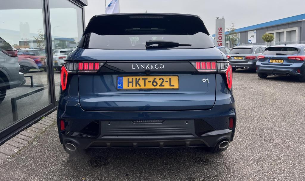 Lynk & Co 01 1.5 261pk phev 7dcth , panodak , adaptive cc ,stuur en stoelve