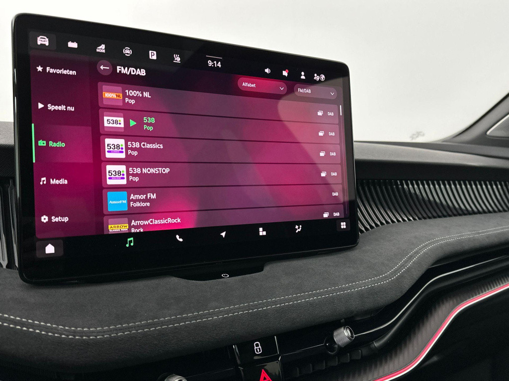 Skoda Superb sportline business 1.5 tsi phev 150 kw / 204 pk co