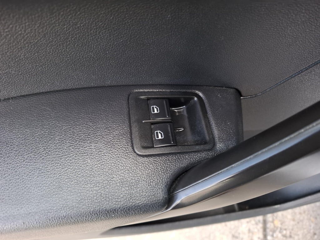 Volkswagen Caddy 1.4 tgi l1h1 ecofuel trendline airco / cruise controle / t