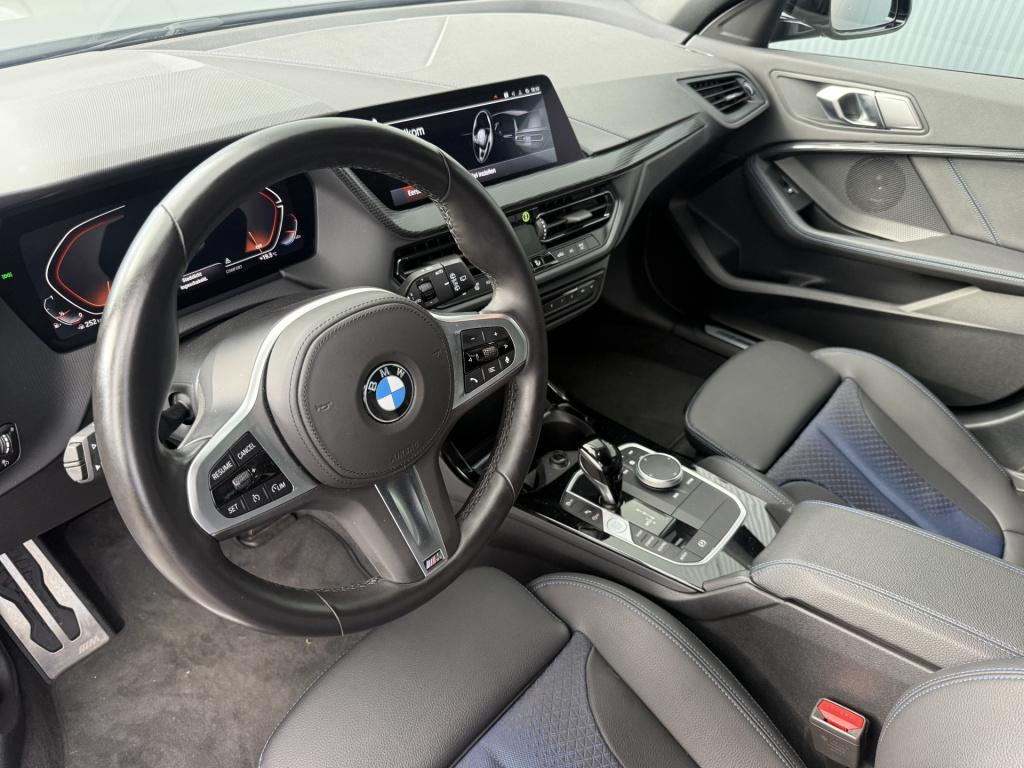 BMW 1 Serie 120i automaat high executive m-sportpakket 5-drs