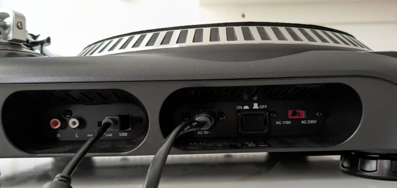 AKAI ATT10U USB-PLATENSPELER