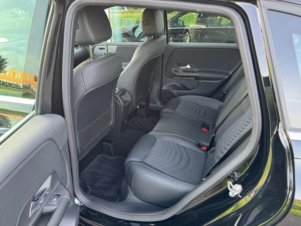 Mercedes-Benz B-Klasse 180 business solution style automaat , wegklapbare t