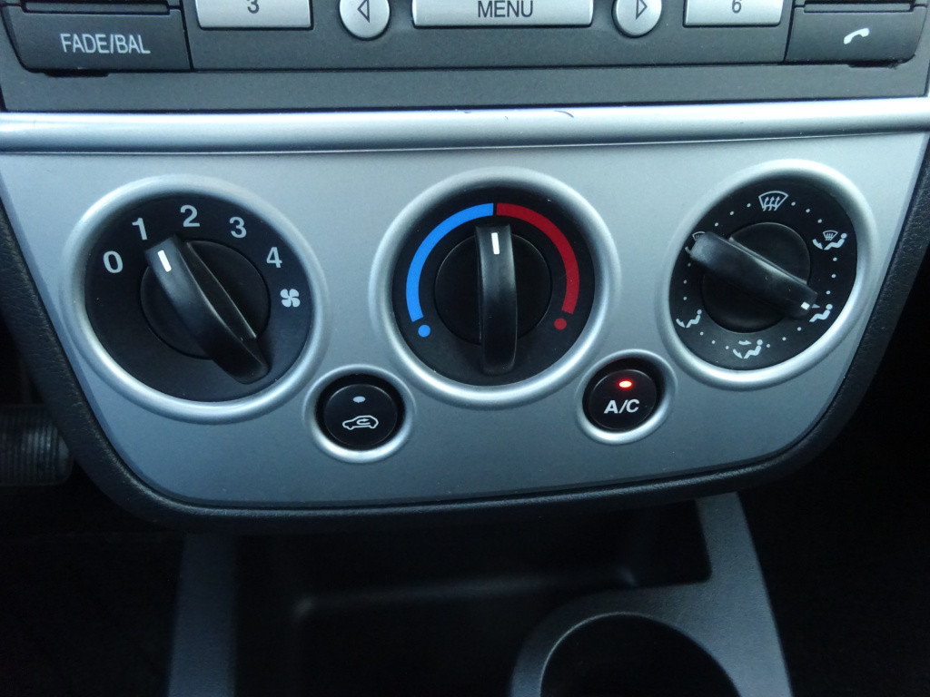 Ford Fiesta 1.6-16v futura 1e eigenaar / airco / elektr. ramen / lm velgen 