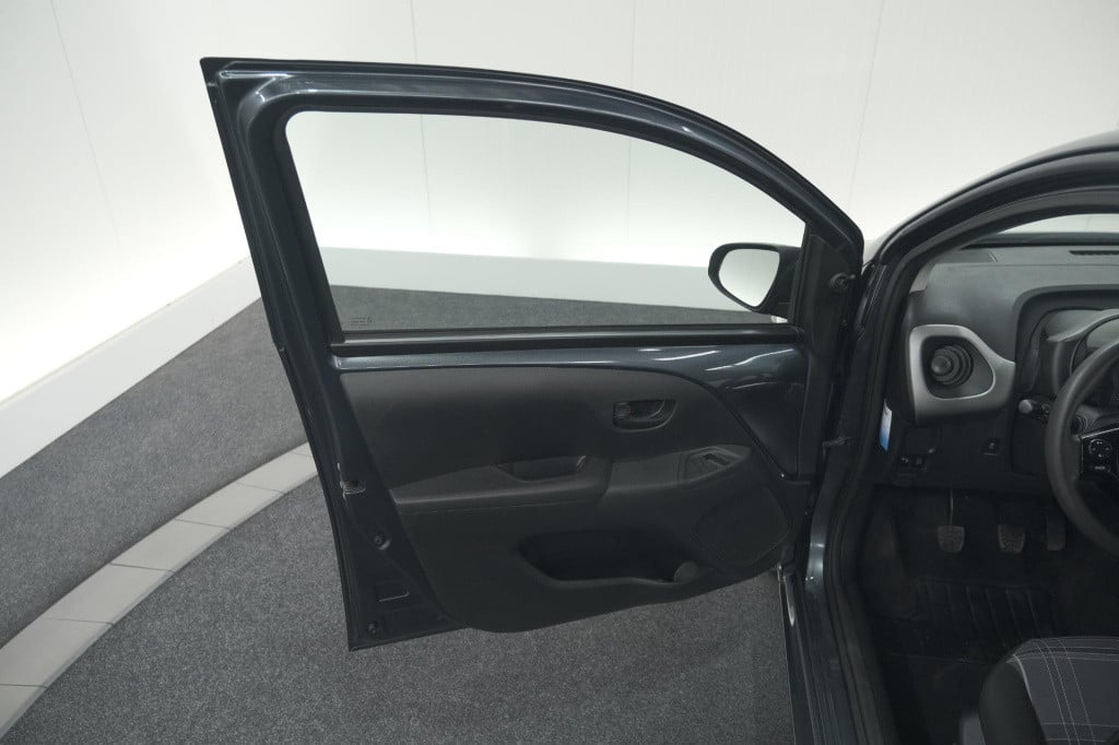 Peugeot 108 1.0 e-vti blue lion | airco | bluetooth | elektrische ramen | 5