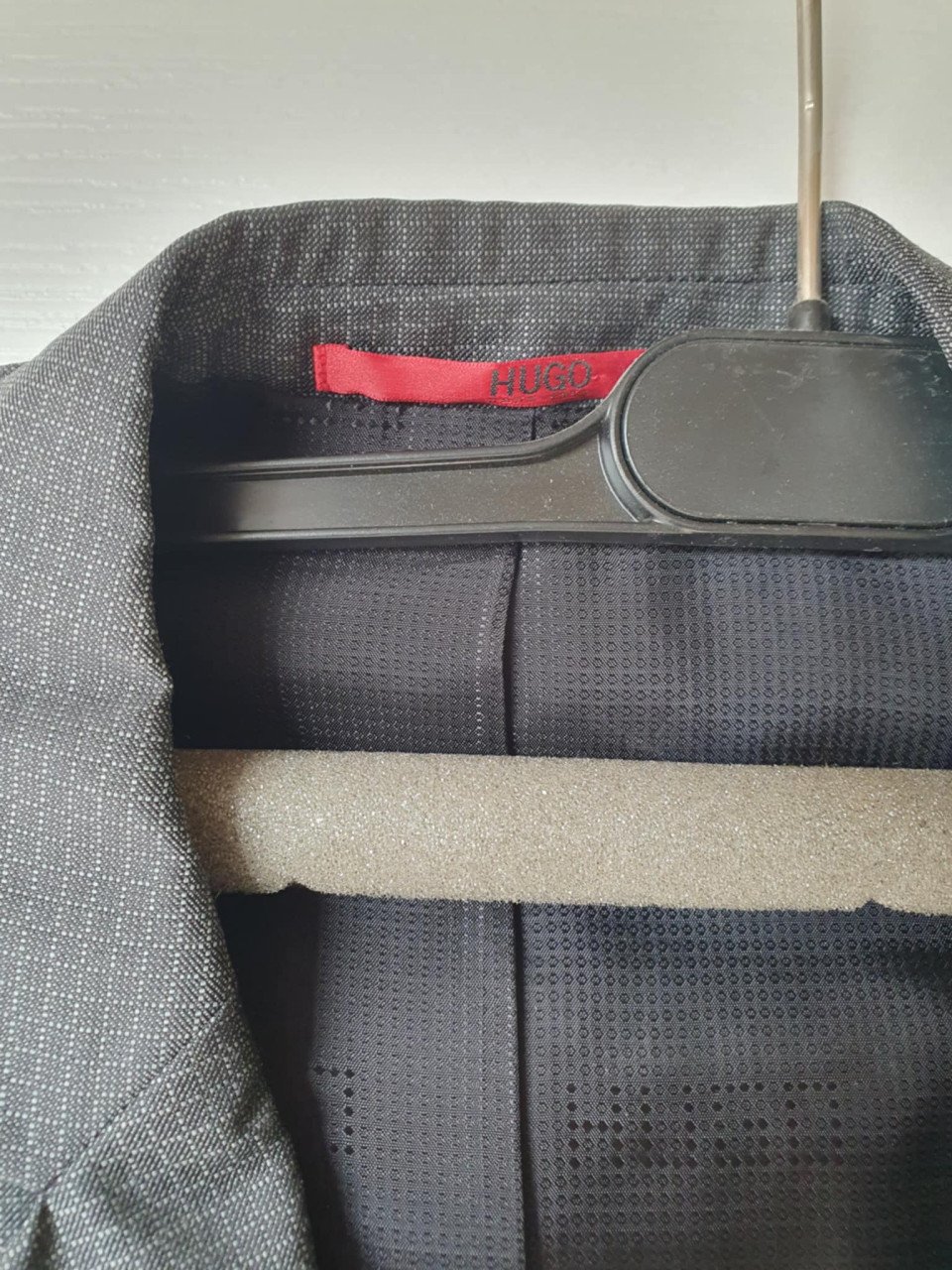Donkergrijs Hugo Boss colbert maat 46