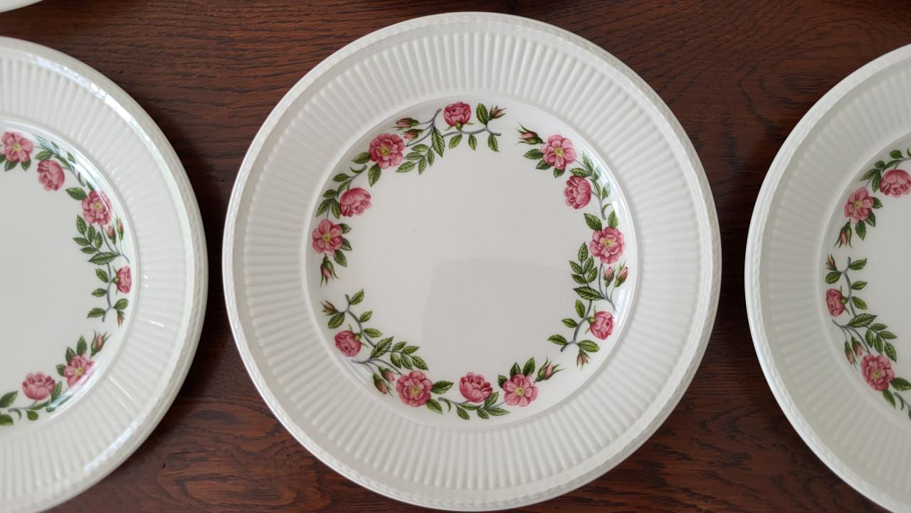 Set v 6 Wedgwood Rosalind gebaksbordjes 18 cm - NIEUW