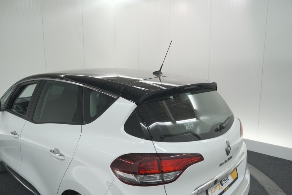 Renault Scenic tce 140 bose | trekhaak | camera | dodehoekdetectie | naviga