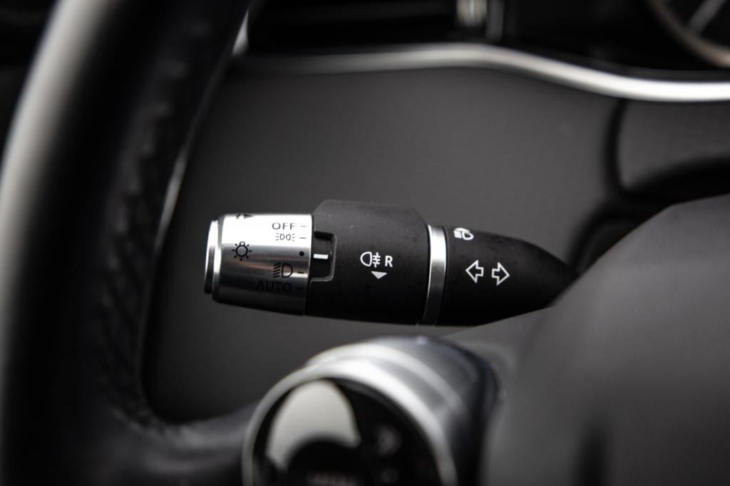 Land Rover Range Rover 1.5 p300e awd s plug in hybride / leder / adaptive c