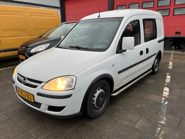 Opel Combo 1.3 TDI automaat