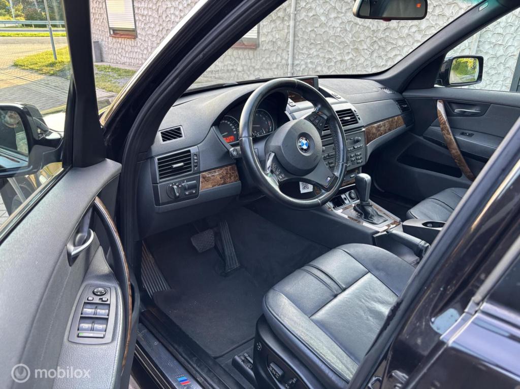 BMW X3 xdrive25i high executive