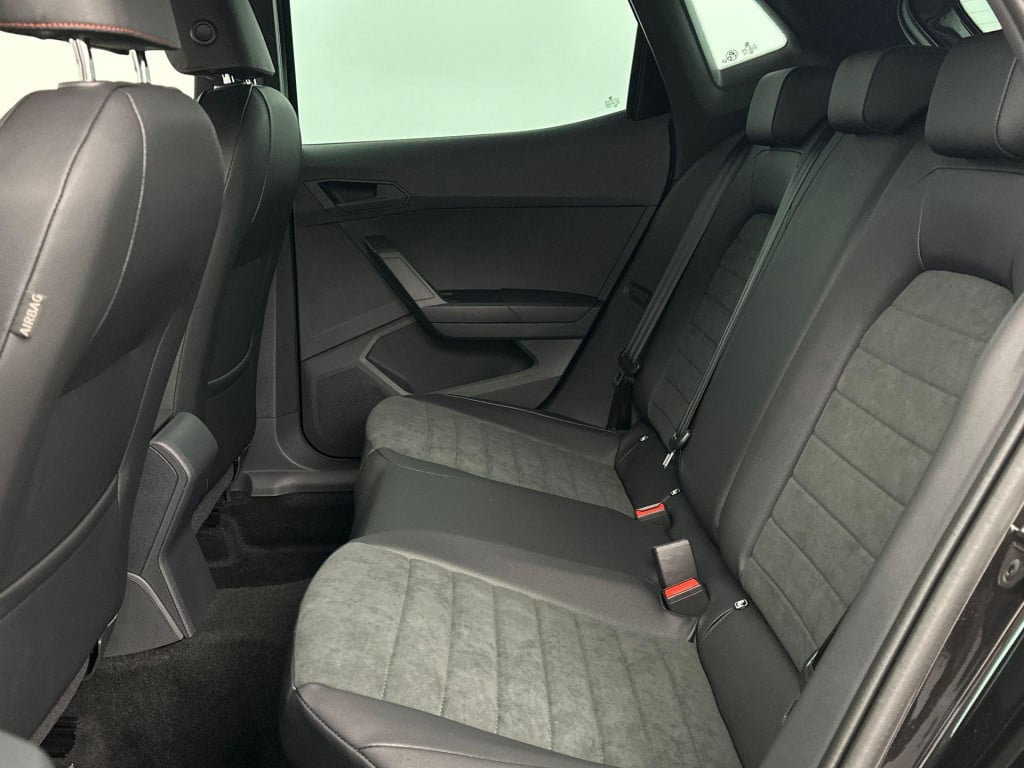 Seat Ibiza fr business connect 1.0 tsi 85kw / 115pk hatchback