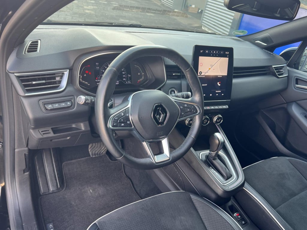 Renault Clio 1.3 tce full options