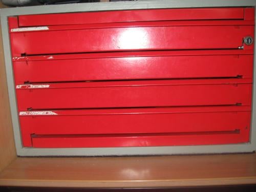 Metalen gereedschap kist
