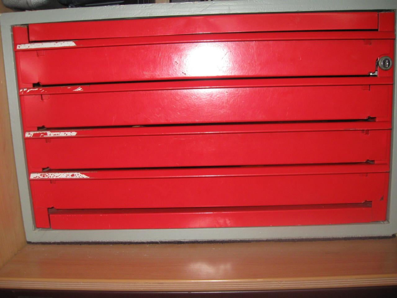 Metalen gereedschap kist