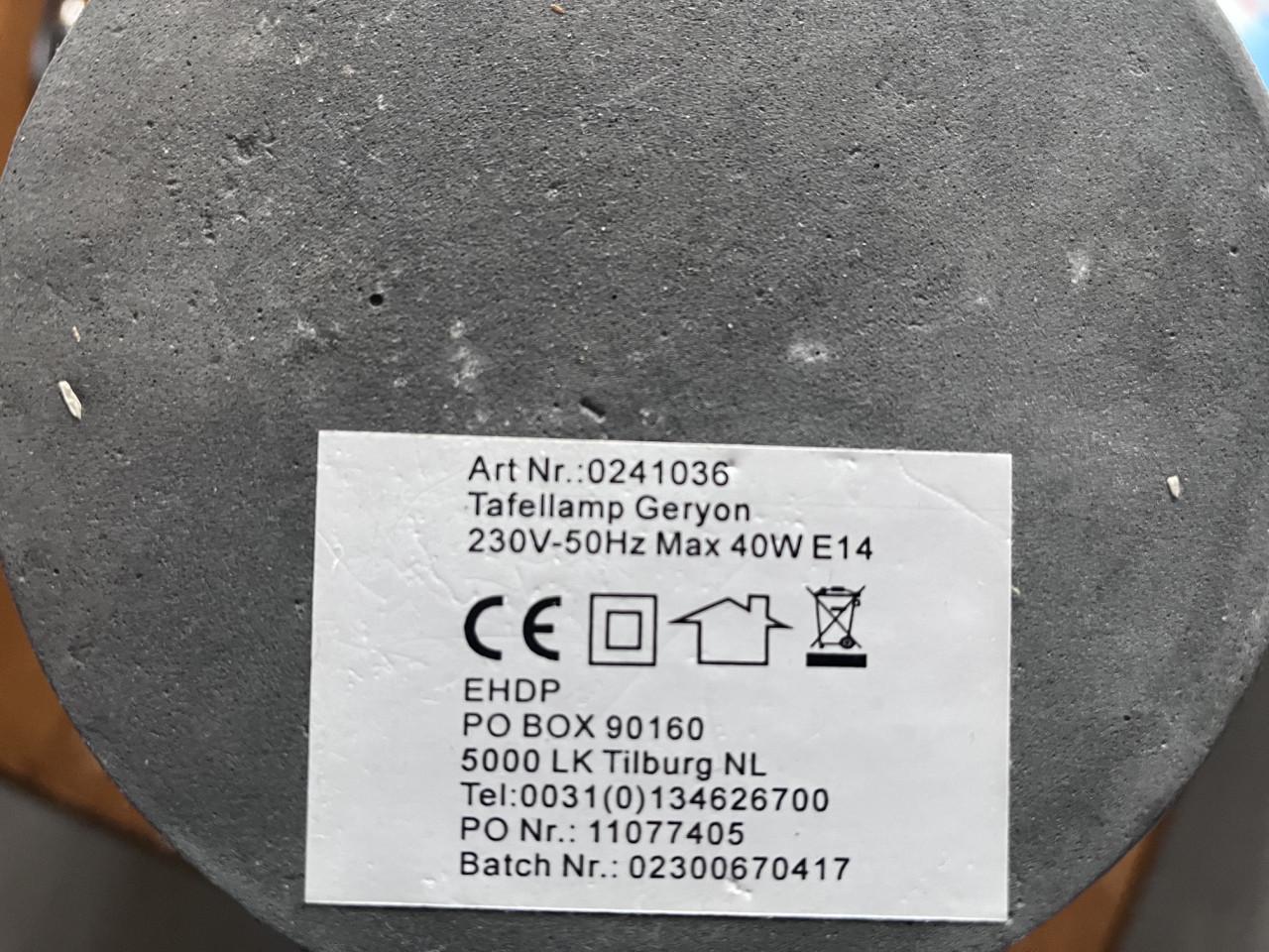 2 industriele schemerlampen