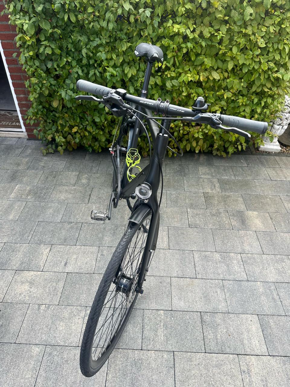 Sensa belt drive aluminium fiets